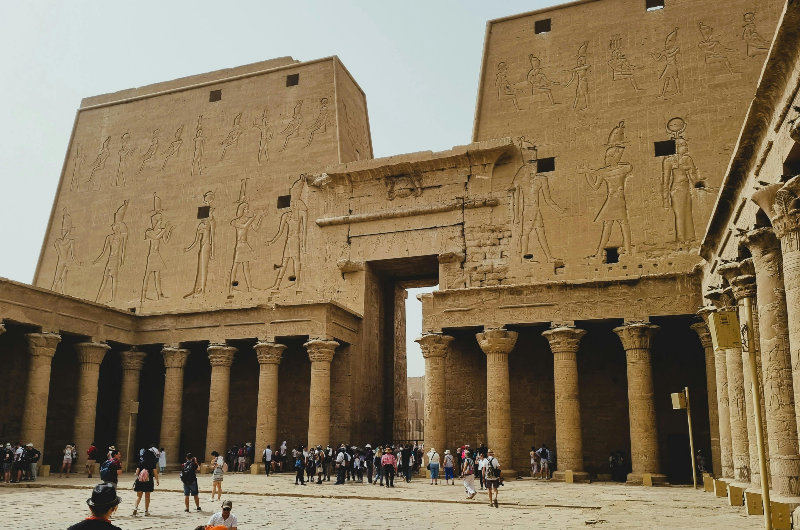 Edfu temple - Edfu